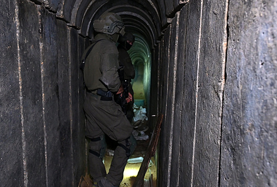 Tunel pod nemocnicí ífa v Gaze (23. listopadu 2023)