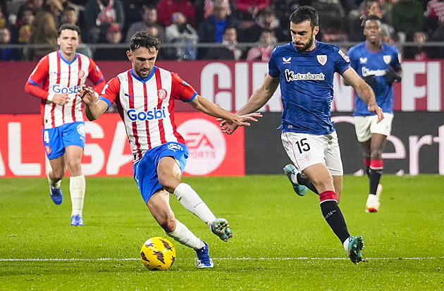 Vítězné tažení Girony zastavilo Bilbao. Díky lepšímu skóre vede Real