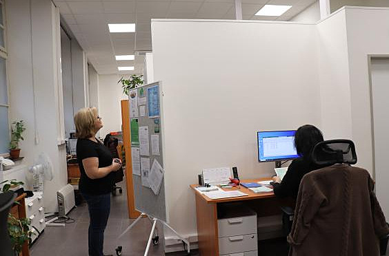 Klimatizace ve vnit�ních �ástech p�erovské Pasá�e. Její venkovní �ást...