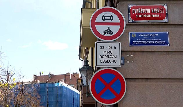 Nedělejme z Prahy skanzen. Jak ale vyřešit rozkol v názorech Pražáků a zájmech politiků?