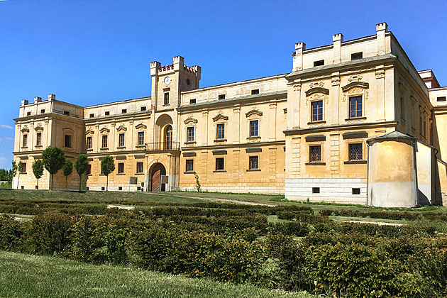 Zámek Slezské Rudoltice nedaleko Osoblahy