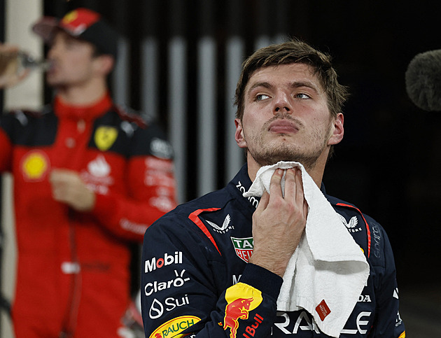 Šampion Verstappen vyhrál kvalifikaci Velké ceny Abú Zabí před Leclercem