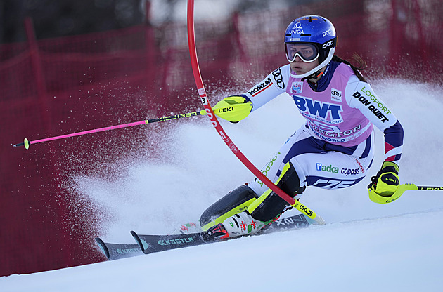 Dubovská i Jelínková skončily v 1. kole slalomu v Lienzu, slaví opět Shiffrinová