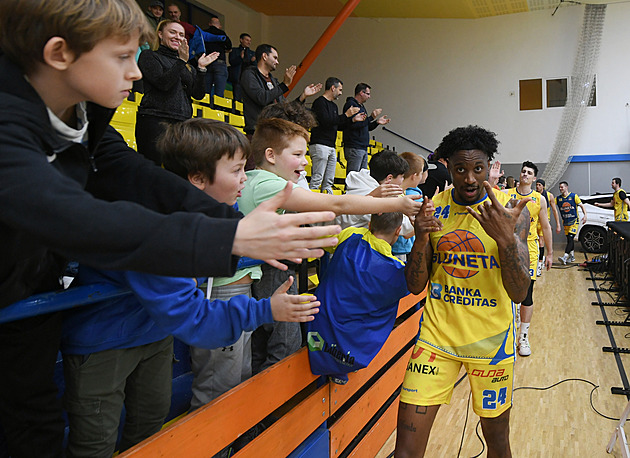 Basketbalisté Ústí nad Labem zdolali Ostravu, Písek porazil Pardubice