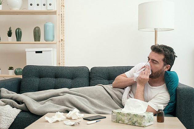 Nemocných s chřipkou rapidně přibývá. Jsme na hraně epidemie, varují hygienici