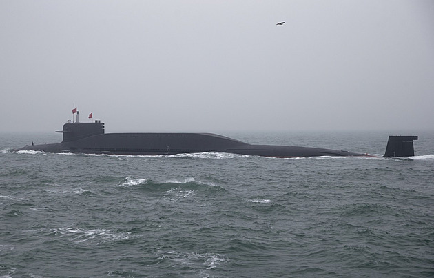 Noční můra USA. Čína staví „neviditelné“ ponorky a buduje podmořskou zeď