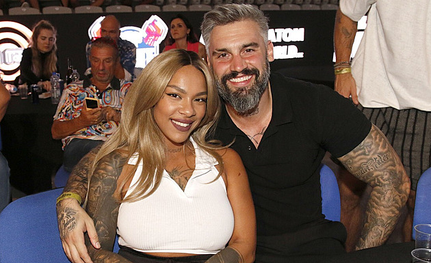 Útoky zamrzí, ale vyžíváme se v provokacích, říkají manželé Kůrka a Mangombe