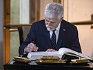 Prezident Petr Pavel je hostitelem jednání hlav stát Visegrádské skupiny (V4)....