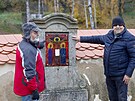 Neobvyklou kovou cestu najdou lid v kosteln zahrad v Dtichov na...