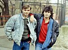 Sagvan Tofi a Luká Vaculík ve filmu Kamarád do det (1988)