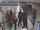 Izraelská armáda zveejnila zábry, o nich tvrdí, e jsou z kamer z nemocnice...