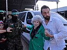Proputní rukojmí, které palestinské hnutí Hamás uneslo z Izraele. (24....