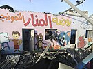 Budova zniená pi noním izraelském bombardování v Rafáhu v pásmu Gazy. (24....