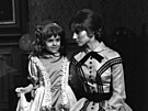 Magdalena Reifová a Marta Vanurová v seriálu Jana Eyrová (1972)