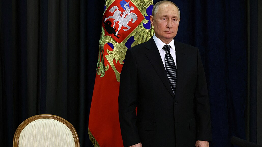 Ruský prezident Vladimir Putin vystoupil prostednictvím videokonference na...