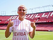Klára Cahynová, záložnice FC Sevilla