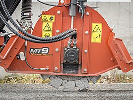 Cetin testuje microtrenching