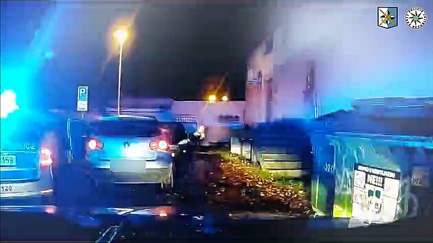 Policist� v Ostrav� pron�sledovali zlod�je automobilu.