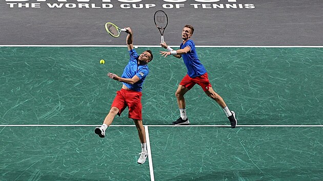 Adam Pavlásek a Jiří Lehečka ve čtvrtfinále Davis Cupu ve španělské Málaze.