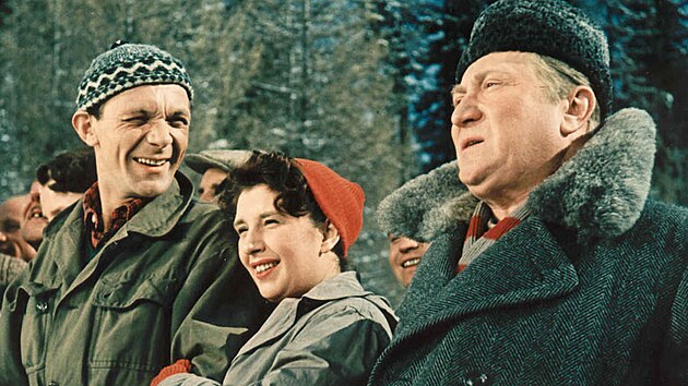 Josef Kemr, Stella Zzvorkov a Jaroslav Marvan ve filmu Andl na horch (1955)