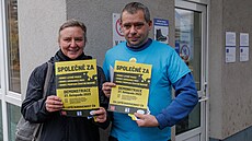 Protestní symbolické shromá�d�ní zam�stnanc� ZKL Brno p�ed branou do areálu...