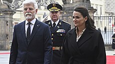 Prezident Petr Pavel a prezidentka Maarska Katalin Nováková ped summitem...