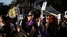 Lidé v Ciudad Juárez v Mexiku si p�ipomínají Mezinárodní den boje proti násilí...