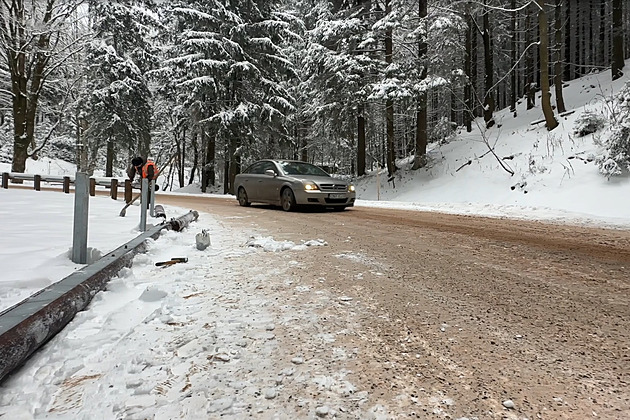 Šerlich překvapil rychlý nástup zimy. Bouraly tam autobusy a uvízl kamion