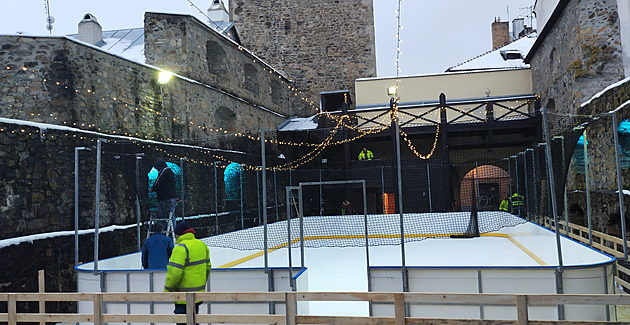 Kluziště, vyhlídkové kolo i vánoční trolejbus. Jihlava chystá nový advent