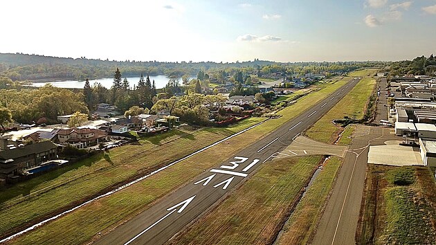 Provoz na p�ist�vac� plo�e obyvatele m�sta Cameron neru��.