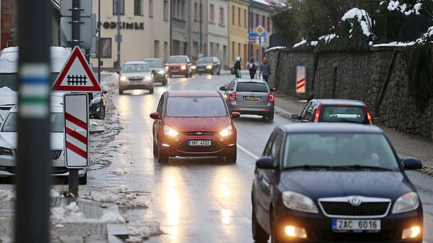 Kamery chce m�t veden� radnice na silnic�ch vedouc�ch do m�sta. D�le chce monitorovat hlavn� centrum T�e�t�.