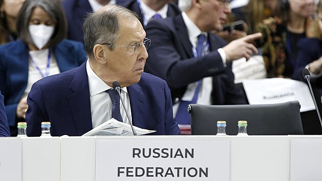 Rusk� ministr zahrani�� ve sv�m projevu na zased�n� OBSE obvinil Z�pad, �e vede hybridn� v�lku proti Rusku. (30. listopadu 2023)
