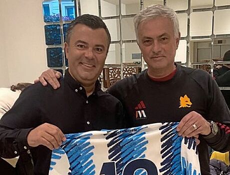 Rui Amorim (vlevo) a José Mourinho se znají od let, kdy oba trénovali v...