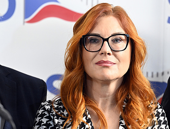 Pedsedkyn Trikolory Zuzana Majerová
