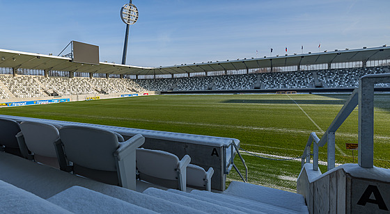 Stadion a hit v Hradci Králové dva dny ped pohárovým duelem proti Slavii.