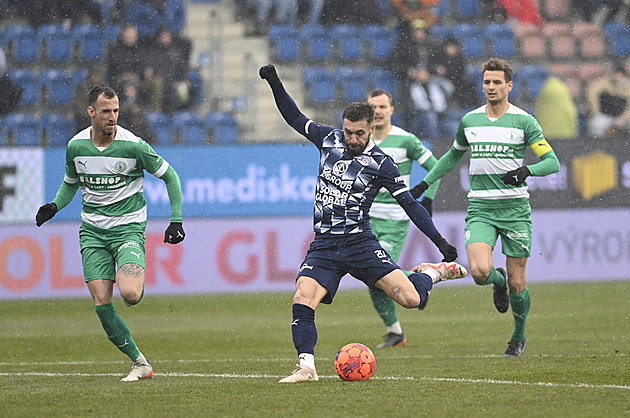 Slovácko - Bohemians 5:2, po vyrovnané půli se utrhl Havlík, dal celkem čtyři góly