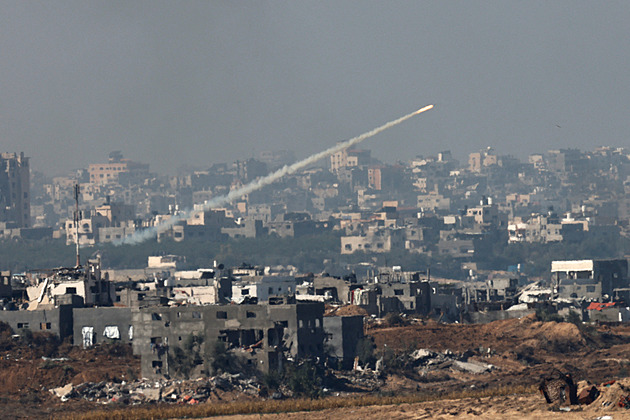 Z nevybuchlé pumy desítky raket. Hamás používá proti Izraeli jeho munici