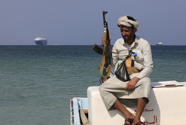Indie vyslala torpédoborce do Arabského moře, mají chránit lodě a odstrašit
