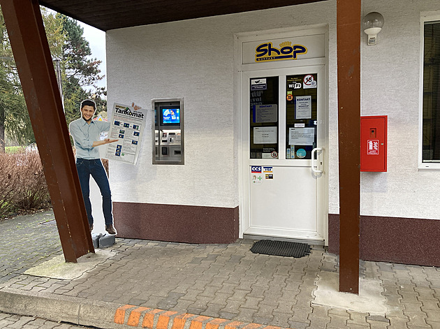 Obsluhu benzínky v Jizerkách nahradil automat, je rychlejší a levnější