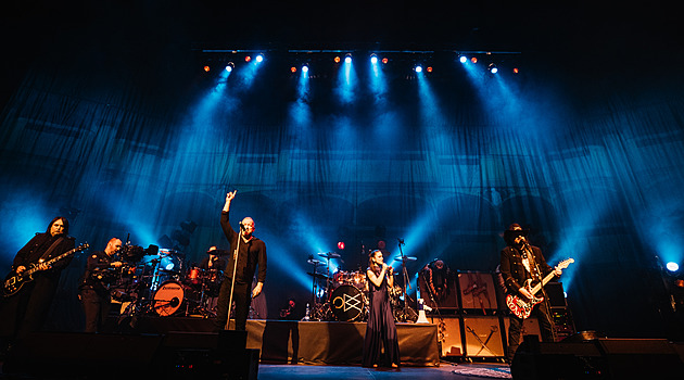 RECENZE: Lucii se kočky rozutekly a žáby proklouzly mezi prsty