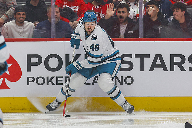 Všichni do posilovny! Hertl už se nebojí zakřičet, se synem hraje hokej i doma