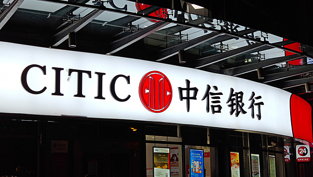 Exšéfa čínské banky odsoudili za úplatky k smrti, kolos CITIC operoval i v Česku