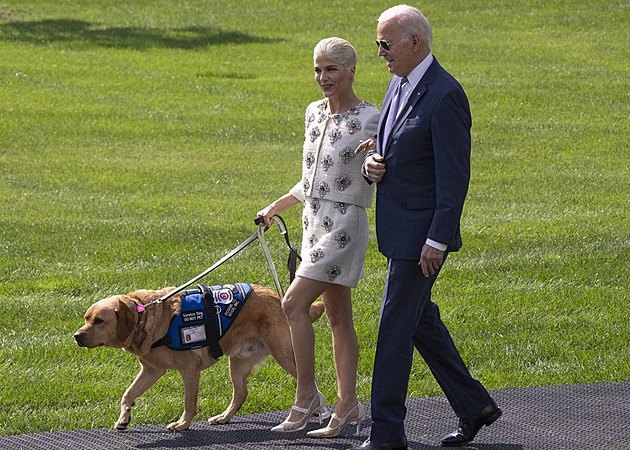 Mou roztroušenou sklerózu měli roky za menstruační problémy, říká Blairová