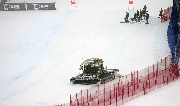 Sjezd Světového poháru lyžařů v Beaver Creeku byl zrušen kvůli sněžení