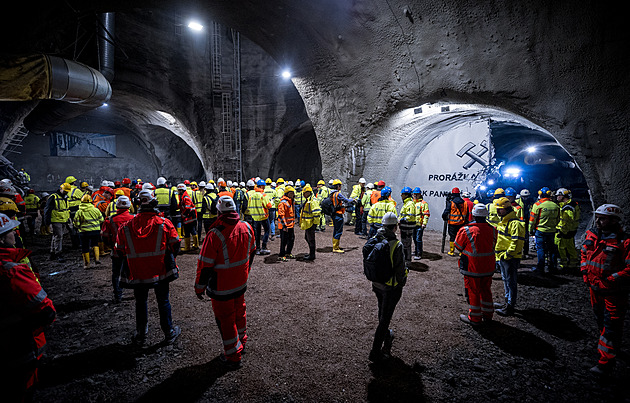 Nařčení od firmy PORR jsou nepravdivá, brání se Subterra v boji o tendr na metro