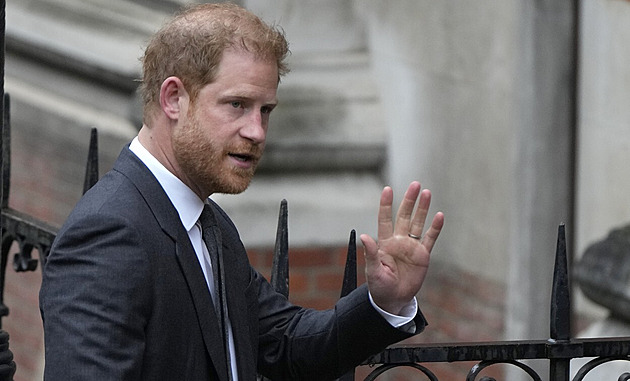 Další soud prince Harryho. Stěžoval si, že mu odebrali ochranu