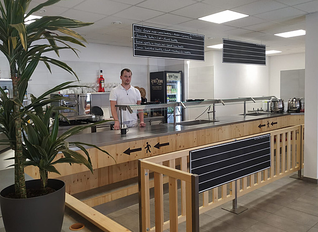 Areál na Špičáku skipasy nezdražil, lyžařskou sezonu rozjede už ve čtvrtek