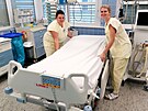 Pelh�imovsk� nemocnice zakoupila nov� elektricky polohovateln� l��ka. Maj�...