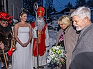 Prezidentský pár na návtv dtského domova v Sedloov. Petra Pavla s...