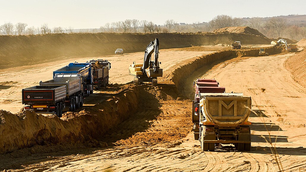 Stavba dálnice D55 má skon�it zhruba za rok.